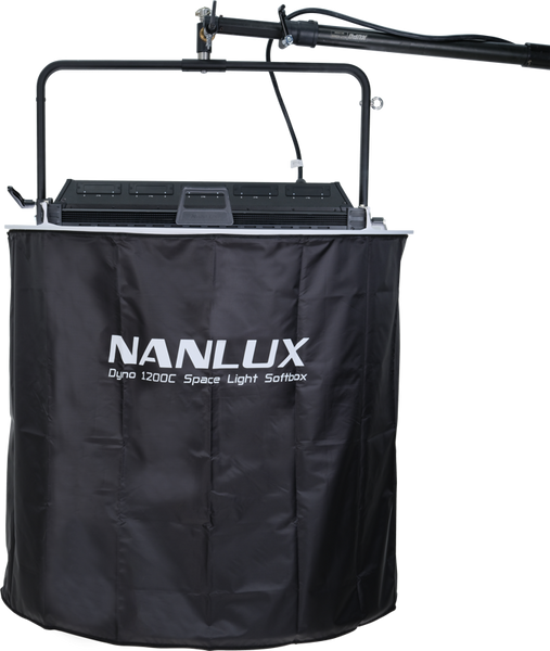 Nanlux Dyno 650C Space light Softbox